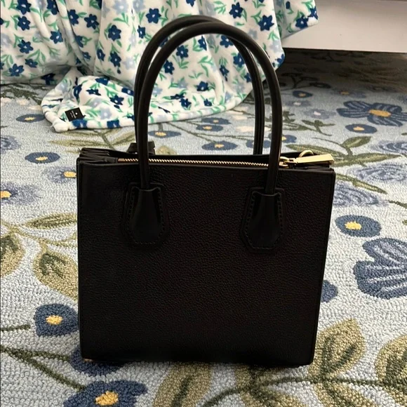 Michael Kors Black Leather Tote Bag - Picture 2 of 7